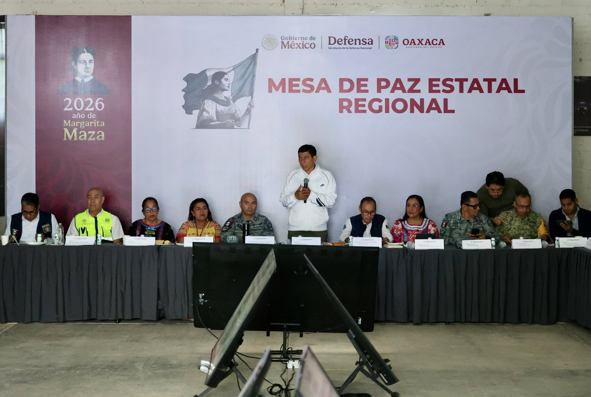 jaimeglezest's tweet photo. Desde Teotitlán de Flores Magón, participé en la Mesa de Paz Regional, encabezada por el Gobernador del Estado, el Ing. @salomonj, junto al Coordinador Estatal de la Guardia Nacional, autoridades de los tres órdenes de gobierno y presidentes municipales de la región.

Reafirmamos la coordinación institucional para fortalecer las estrategias de seguridad, prevención y atención en favor de las familias de la Sierra de Flores Magón.