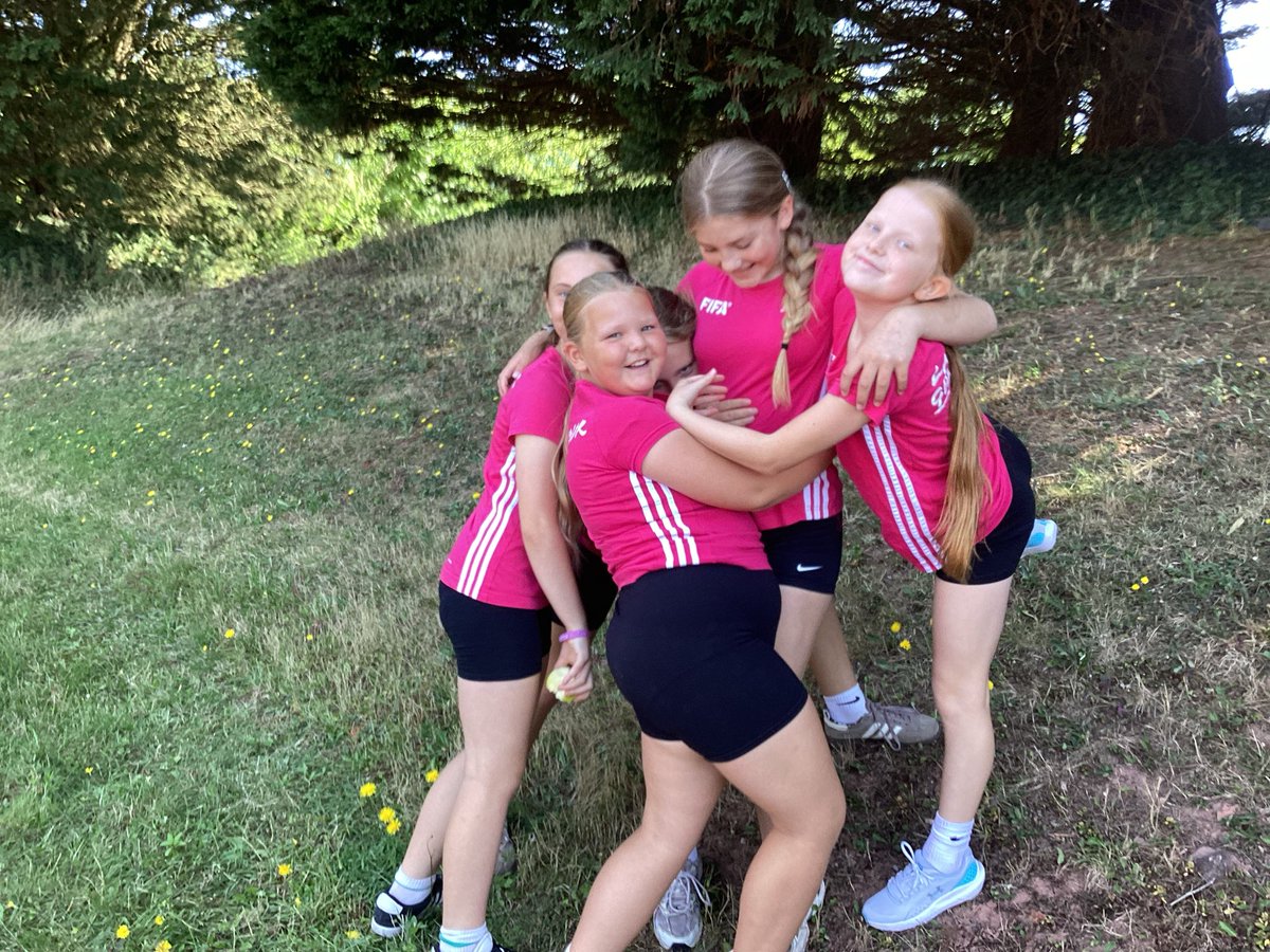 Melislpw's tweet photo. 100m sprint @TorfaenH_S_F Awesome! https://t.co/GCCthzWXwe