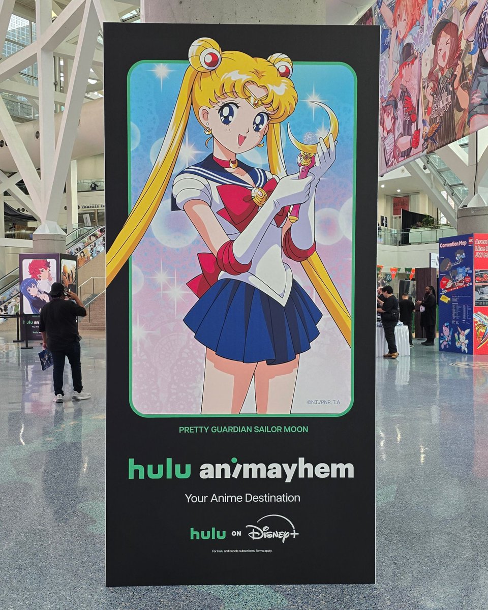 animeupdates's tweet photo. 'SAILOR MOON' display at Anime Expo! https://t.co/KoEOLjFSJ9