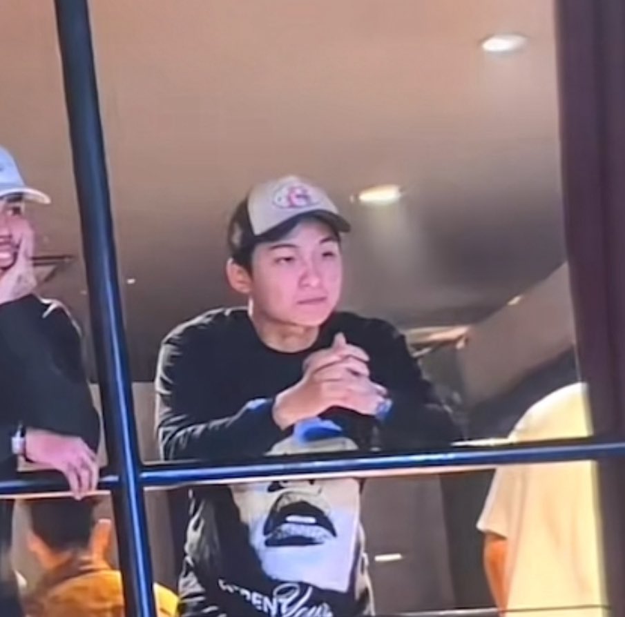 dddelphine_'s tweet photo. tema hari ini🧢🤍 https://t.co/KPRmySQvmV