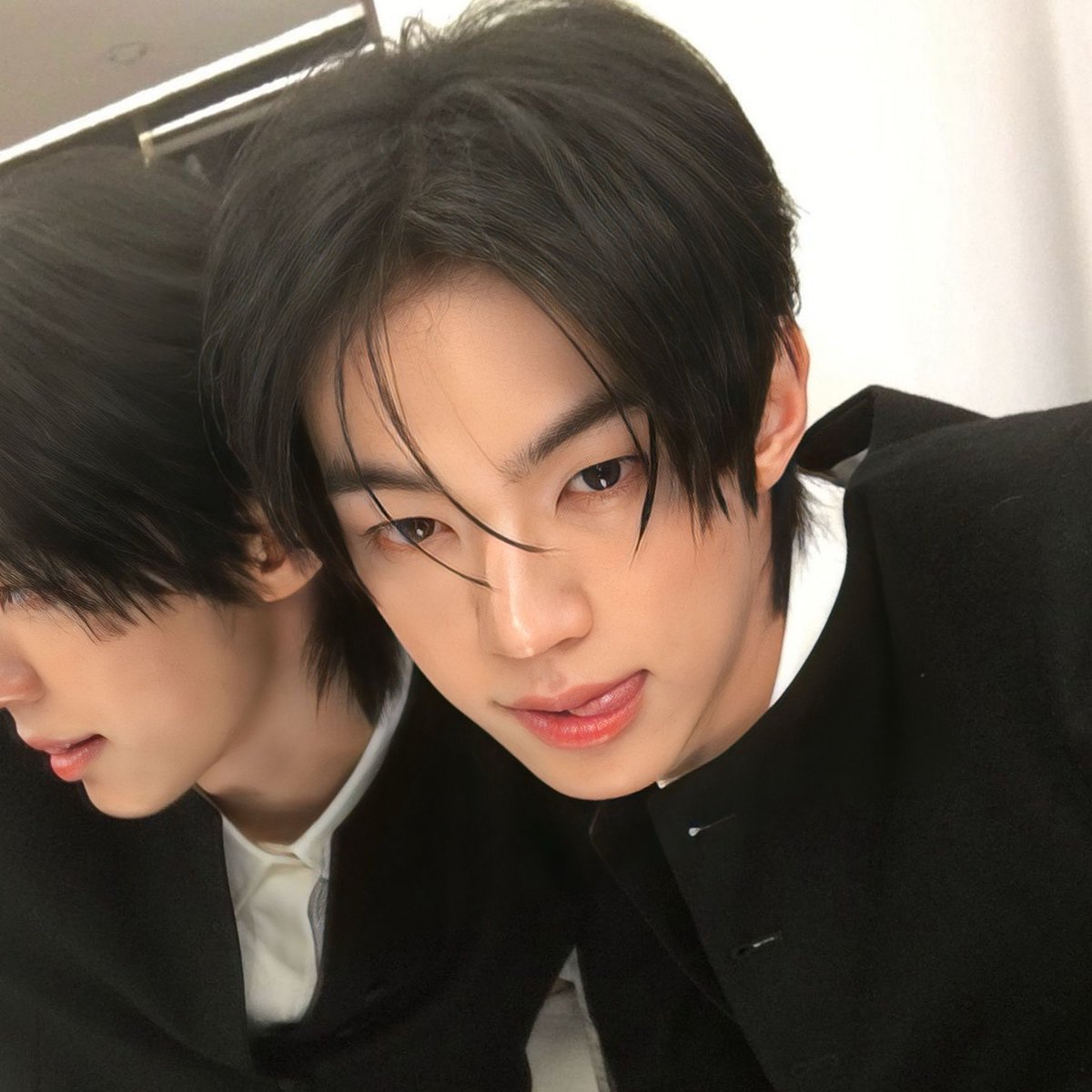 dohoonprint's tweet photo. probably our fav pose  .✦ ݁˖

  #ssd #42sd #dohoon #tws https://t.co/lZn5ieY26b