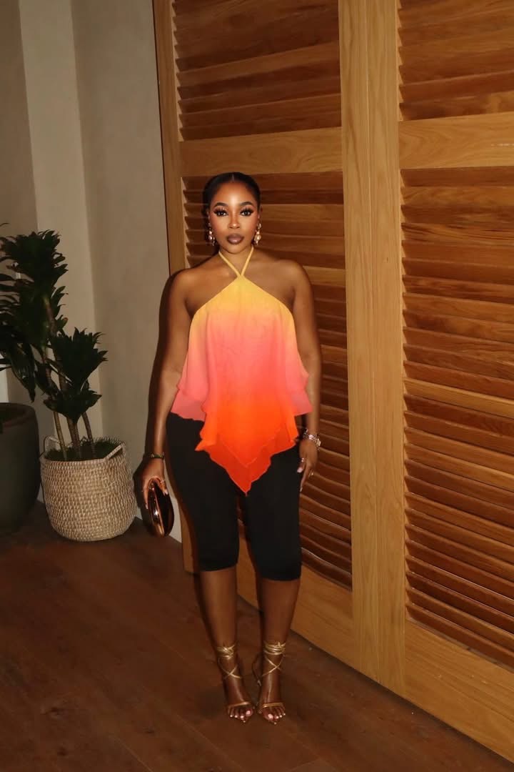 niy2pretty's tweet photo. I loveeee the capri fits 😍 https://t.co/91R5yHBmqr