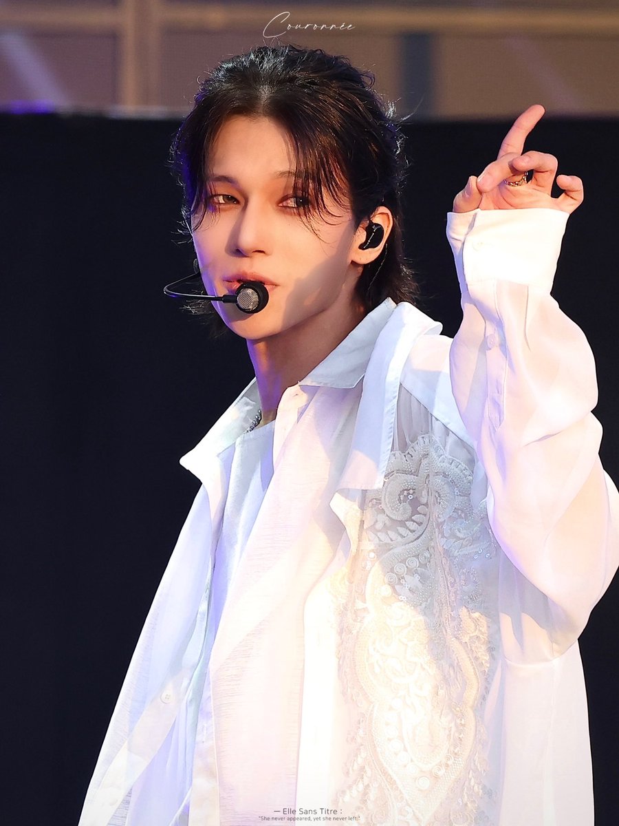 lombrecouronnee's tweet photo. 260628 BST Hyde Park

#ATEEZ #에이티즈 #ウヨン
#WOOYOUNG #정우영 #우영 https://t.co/7B6LcvATQy