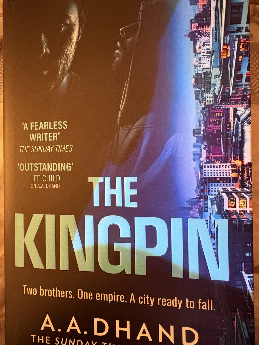LisleVert_10's tweet photo. Thank you @HQstories ,  a fantastic crime thriller by @aadhand The Kingpin, is Superb in every way. prepare to be blown away by the brilliant storyline, it grabs you from the first page and  does not let go 5⭐️review here https://t.co/EXszCjnyaI https://t.co/cMQQsE22Ff