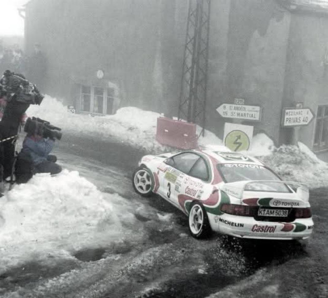 historacing's tweet photo. La plasticidad de los rallyes de antaño. https://t.co/0E1KWQLHhi