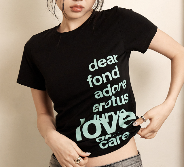 mogo0mogo's tweet photo. ★ 260701 Hearts2Hearts エイナ 私服

🏷️ OAFISH

Lettering T-Shirts, Black

🔗 https://t.co/HSFwZs2red

#Hearts2Hearts #エイナ #ハーツトゥハーツ #AINA #OAFISH #Hearts2Hearts_outfit https://t.co/SEhJ4GIPCr