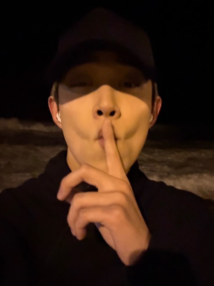 Hidden06Ryul's tweet photo. @Hidden02Wonbin Huhuhuhuhu ini pap buat abang okeh 🥺🥺🥺 https://t.co/Xs4oXM7YQN