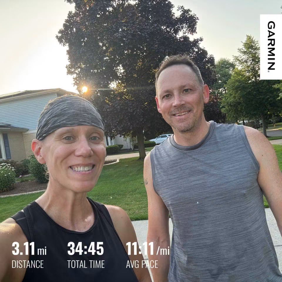 kc_run_coach's tweet photo. Happy Thursday! Going to be 91 today and itβs already uncomfortable at 6:30am! Glad we got them in early! Weβre so ready for a fun 3 day weekend ahead!
#running #medalchasers #morningmiles #thursdayrun https://t.co/buWKDcwlsg