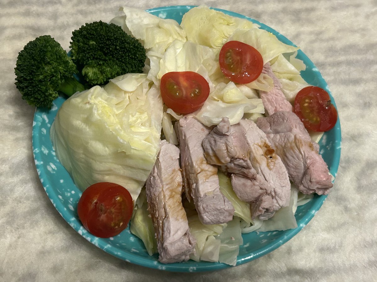 potatojh0214's tweet photo. ダイエッターの皆さん‼️

鶏むね、途中で無理になったら【豚もも】に変えてみてください。

ちゃんと痩せるし、満足感あるから続く

「鶏むね縛り」で失敗する人多すぎる
これ結構盲点

あとで絶対役立つから保存しといて🤍 https://t.co/R32PEJrKaD