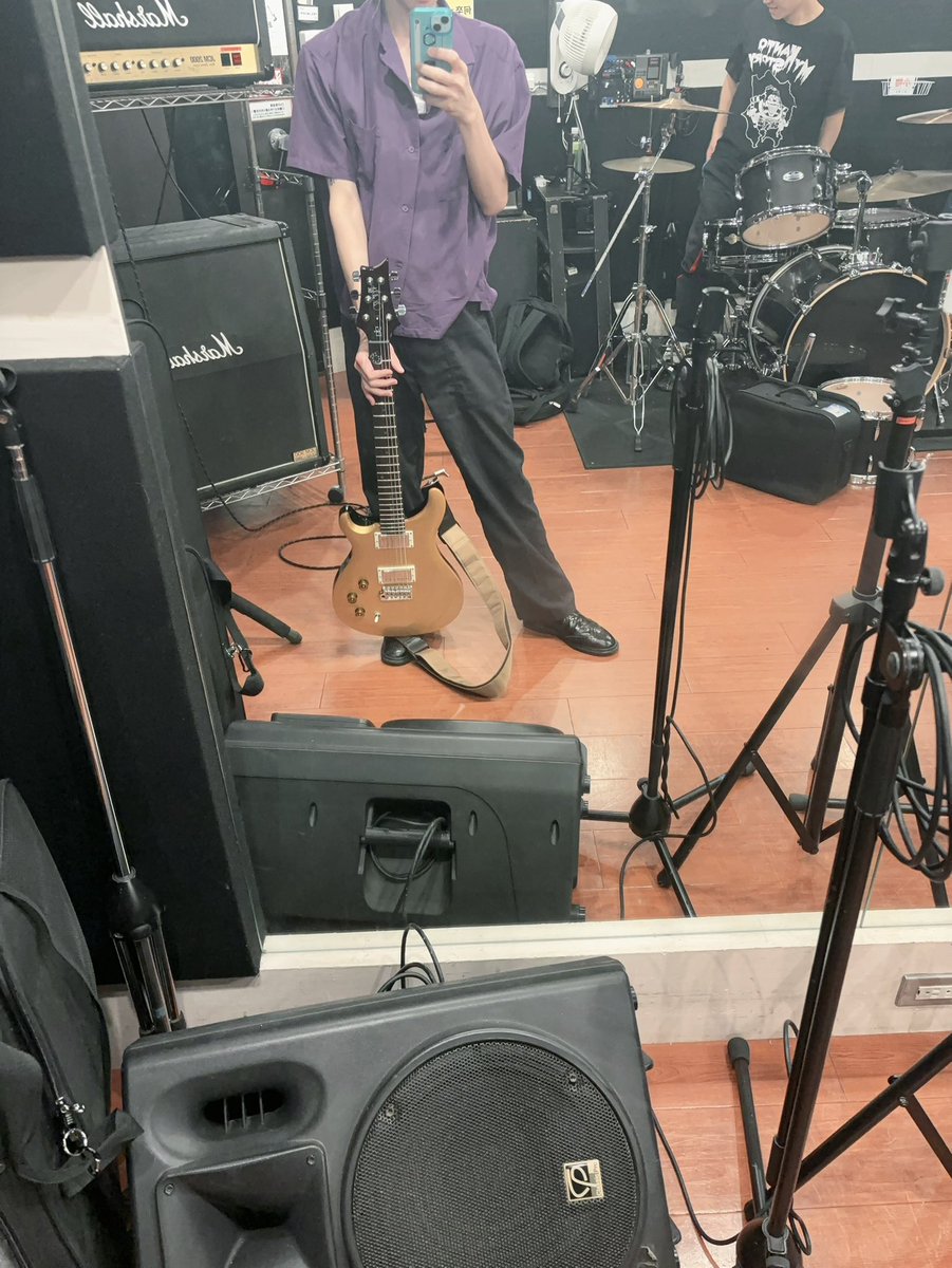 n_paysan's tweet photo. スタジオでした

#v系
#バンギャさんと繋がりたい
#V系好きと繋がりたい https://t.co/Nnqlvo9uo8