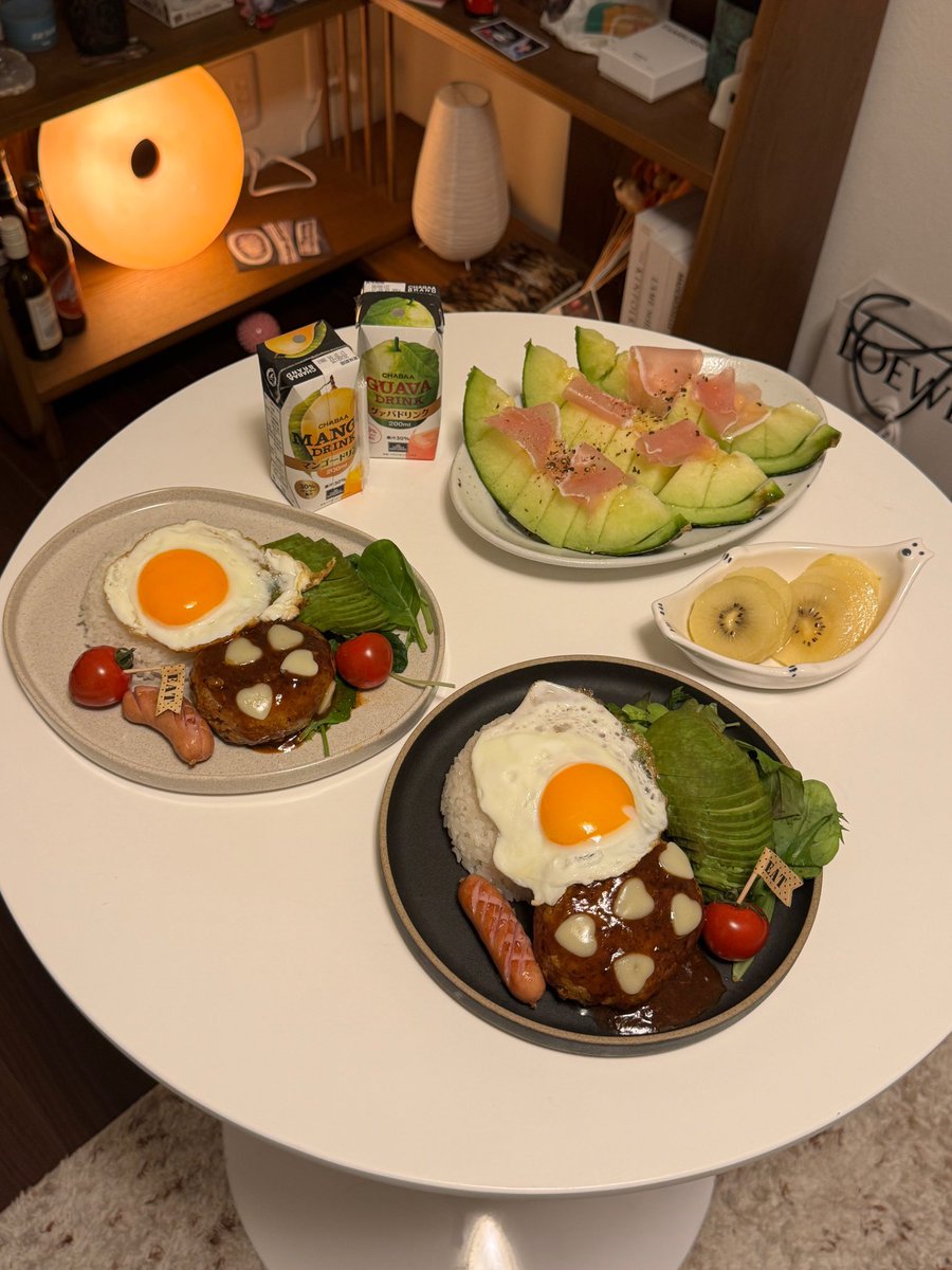 hono_21_'s tweet photo. 24歳のおうちご飯🍚
今年はもっちゅりん食べれてない（ ;  ; ） https://t.co/zP6bWlQJRq