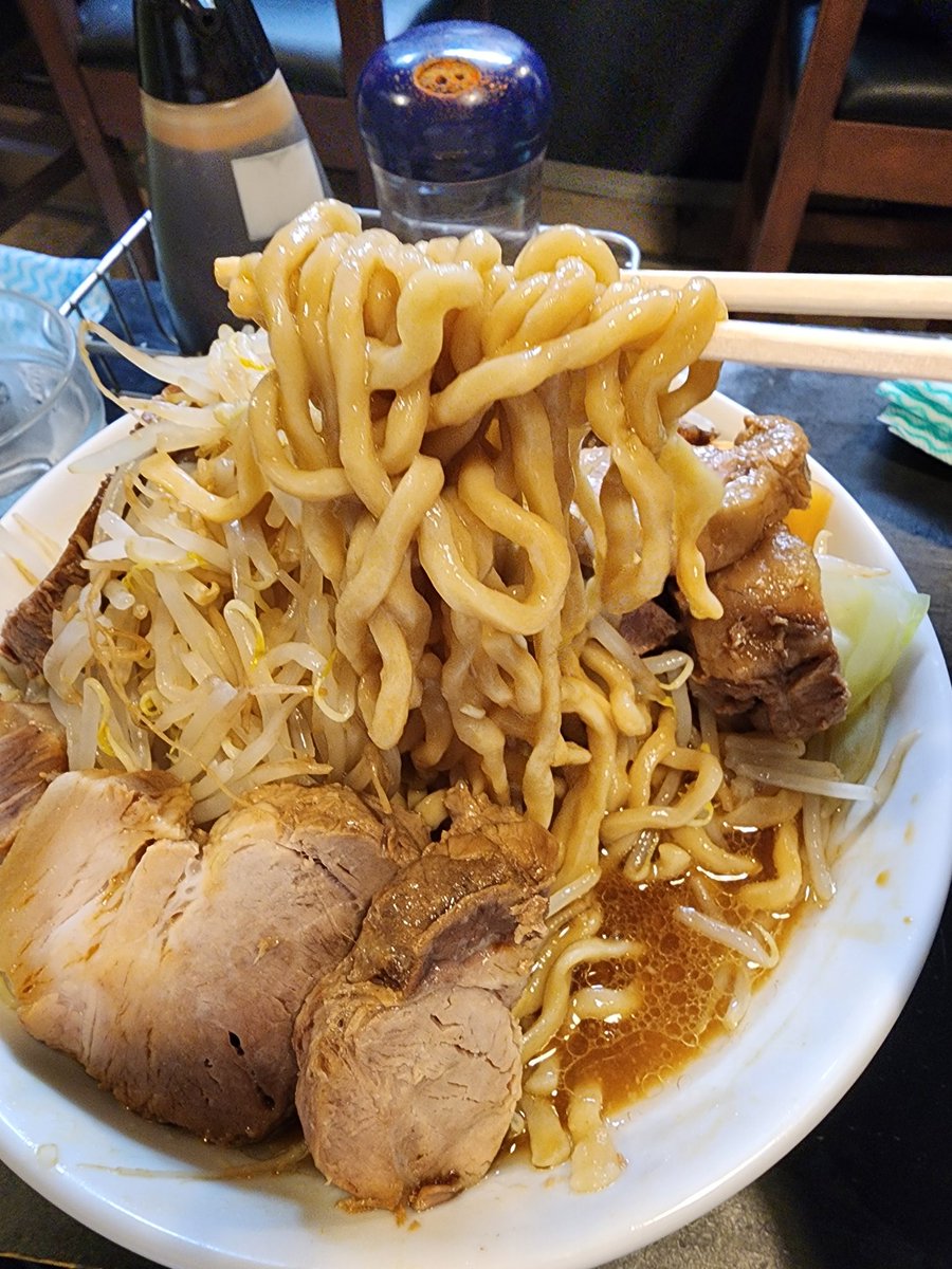 mochijiro's tweet photo. ラーメン飲みにきた
#周旋人
#松山
#ラーメン https://t.co/E3LlcmVmUt