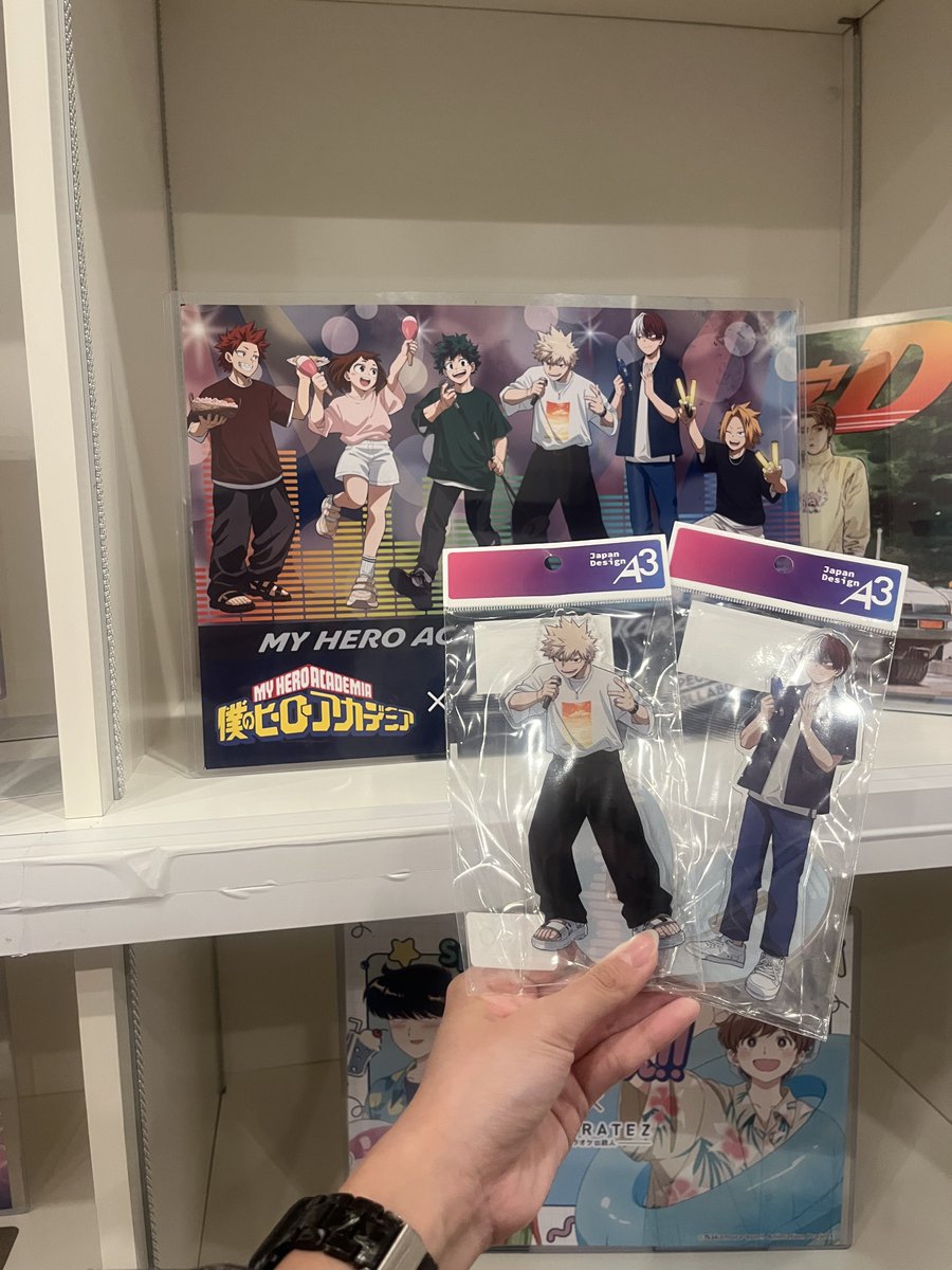 Nui_Nui_0's tweet photo. お迎えー！！
アクリルカードは1枚買って自引きできたの豪運すぎる☺️ https://t.co/eAjLq7Z0Zc