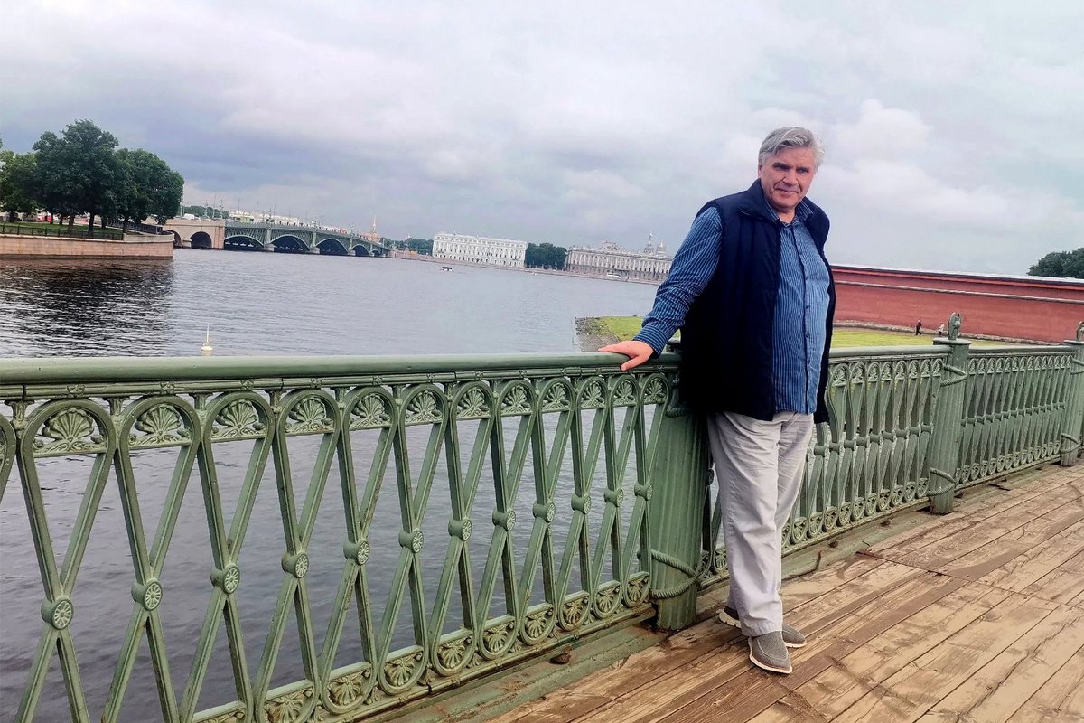 RomanMoiseyev's tweet photo. Вновь побывал в близком для меня Санкт-Петербурге. 

Непередаваемое чувство и незабываемые воспоминания о годах учебы, встречах с учителями моих учителей, с которыми имел счастье общаться, участие в мастер-классах, конкурсах дирижёров... 

Всегда только вперед!

Роман Моисеев https://t.co/cCJXX9fJhI