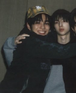 dunitirori's tweet photo. 쮸건 오니로리 https://t.co/sI37Cnu9xu
