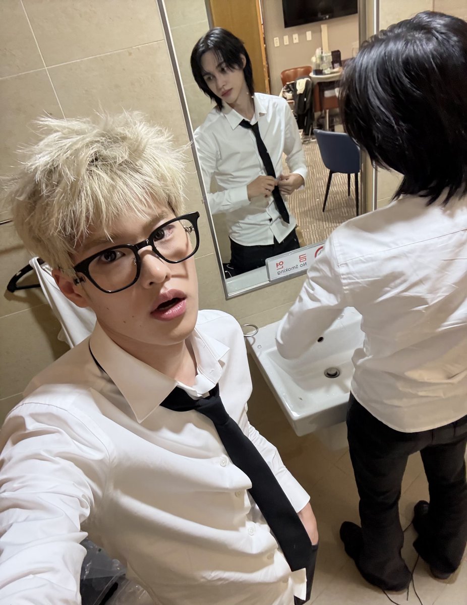 ONLYWONBIN_TH's tweet photo. [PIC📷] 260702 SOHEE Weverse Update With #WONBIN 

ลาก่อน.. M COUNTDOWN สัปดาห์สุดท้าย

#WONBIN #원빈 #RIIZE #라이즈 https://t.co/7C3eUyo0gS