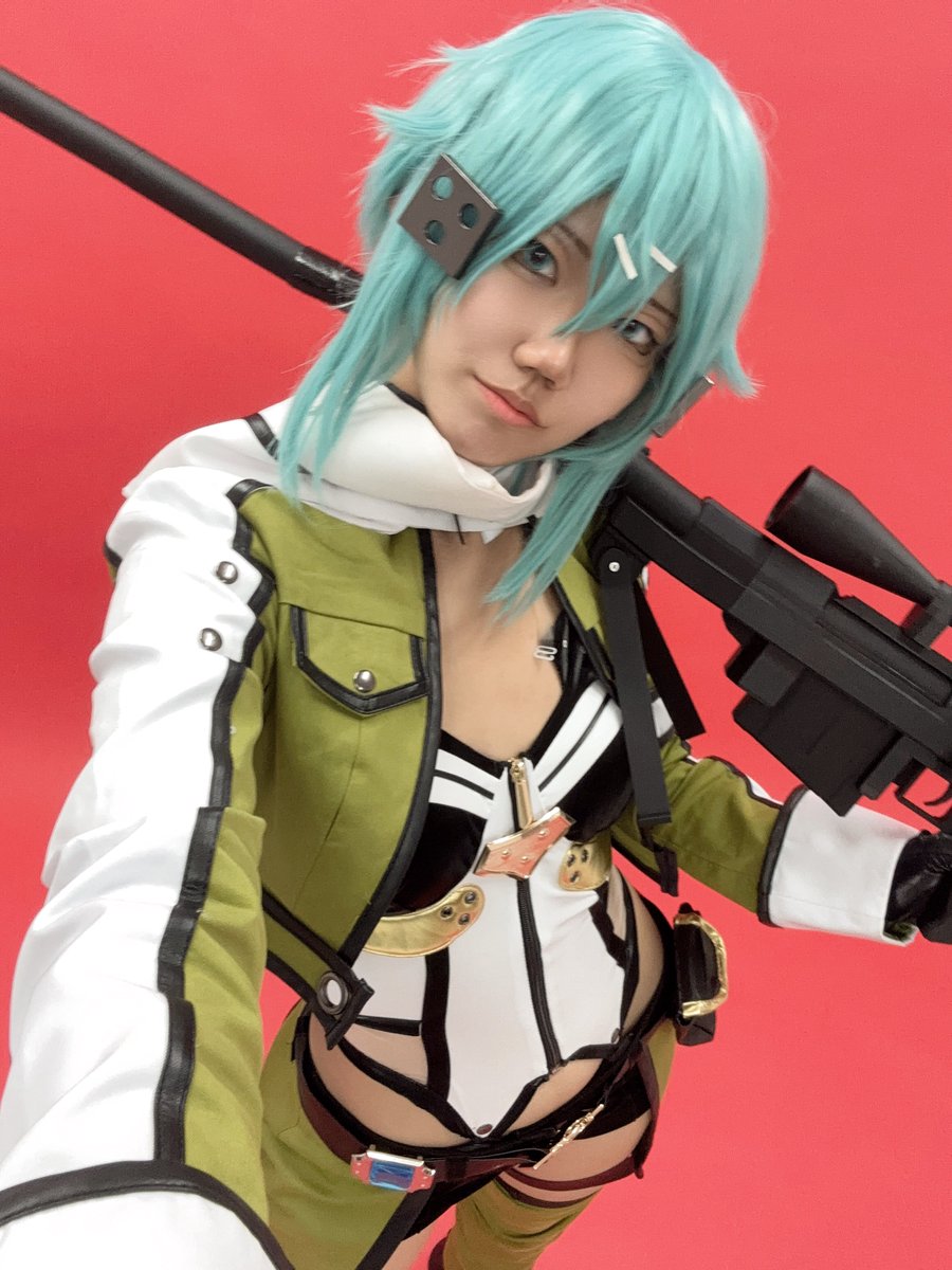 yomi_cosplay's tweet photo. 今日は夏コミの写真集撮影！
シノンﾁｬﾝ4着してきましたよーーーん🫶 https://t.co/7BDV2CN6FT