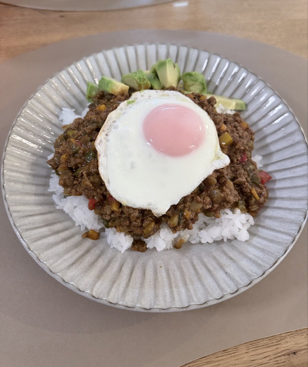 sunagimoshiode's tweet photo. ドライカレー https://t.co/WMs9VNfhOm