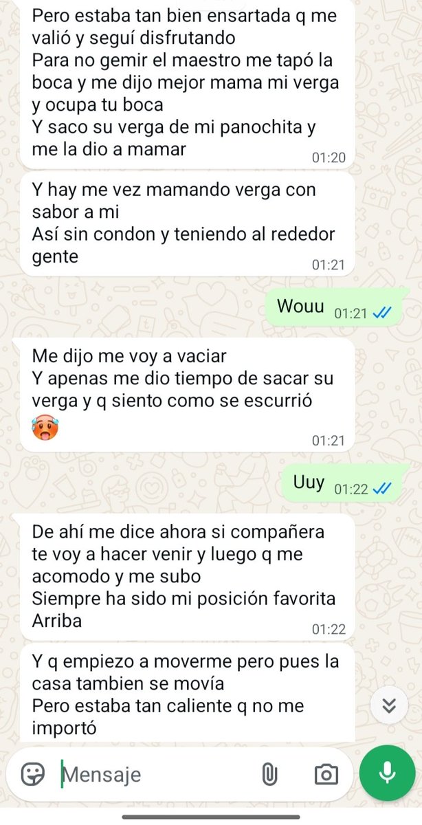 voyeur_oaxaca's tweet photo. La maestra de Montoya contándome sus anécdotas 
Vaya que son bien pirujas en los plantones 
(Sigue hilo en comentarios) https://t.co/foeAk03UdJ