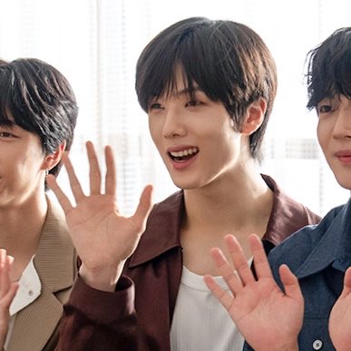 point5814's tweet photo. 넘 행복해보임.......,..,,,... 막즐거워보인다
약간 어린이집에서소풍간아들 사진본느낌 https://t.co/0Ax2GkXWTs