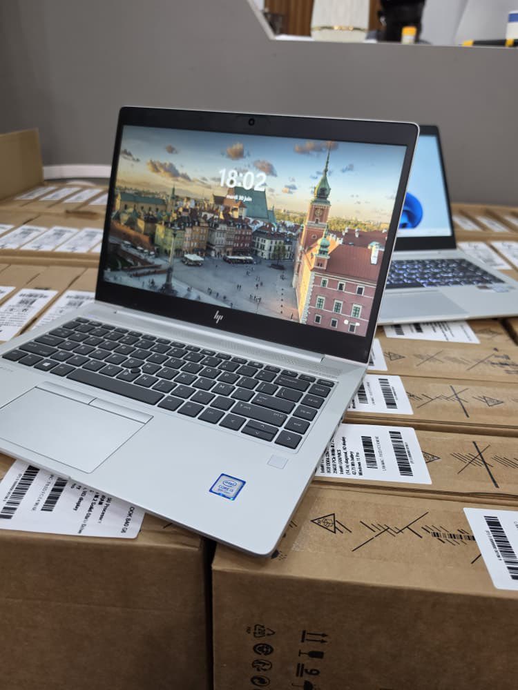 Fabintou50's tweet photo. 185 000fr Hp elitbook 840 g6 core  i5 de 8th sdd 256go ram 8go écran 14pouces full HD clavier retroeclaire Empreinte digitale. 
195 000fr Hp elitbook 840 G6 ssd 256go ram 8go écran 14pouces full HD TACTILE Clavier-éclairé avec reconnaissance faciale et Empreinte digitale. https://t.co/FY9FNtMOaH