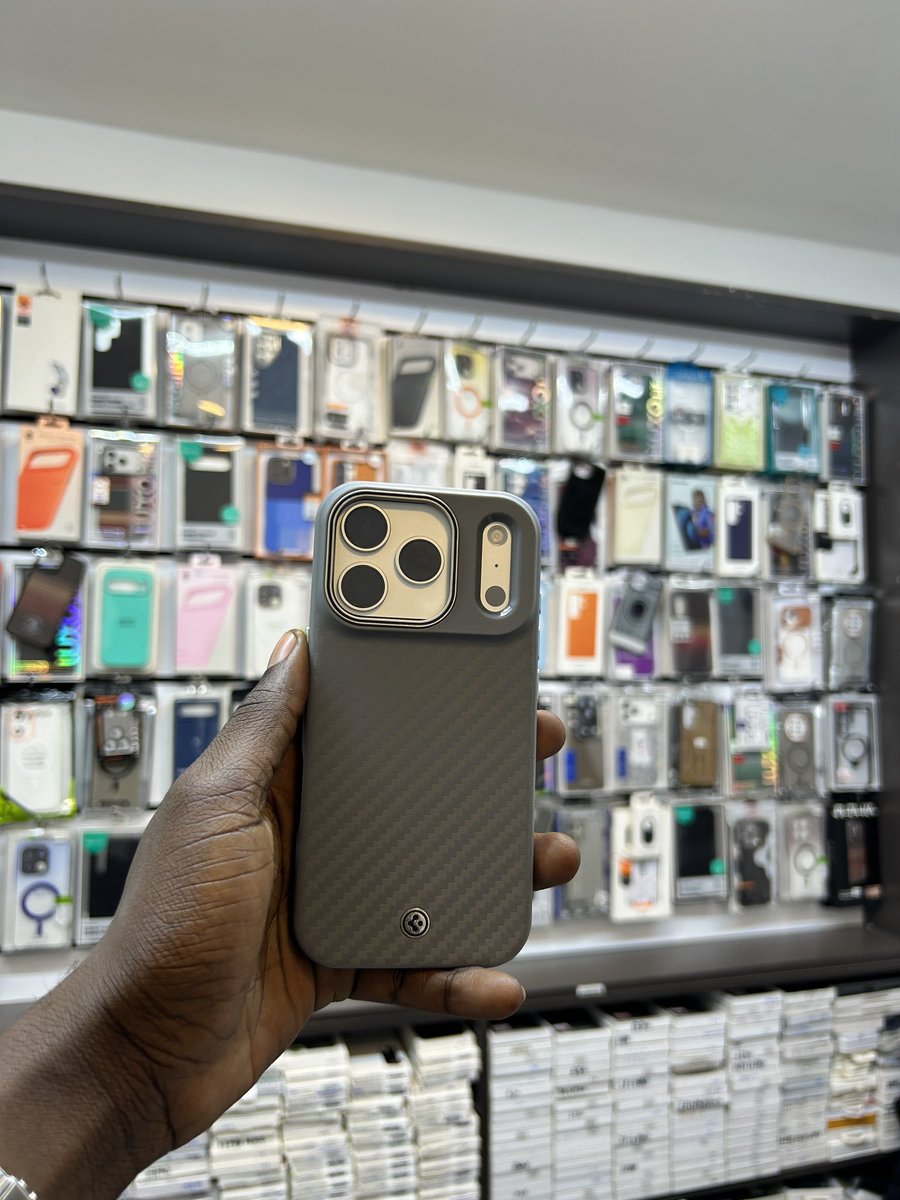 Val_Gadget's tweet photo. Show me your pouch https://t.co/MHAQ0PYdwi
