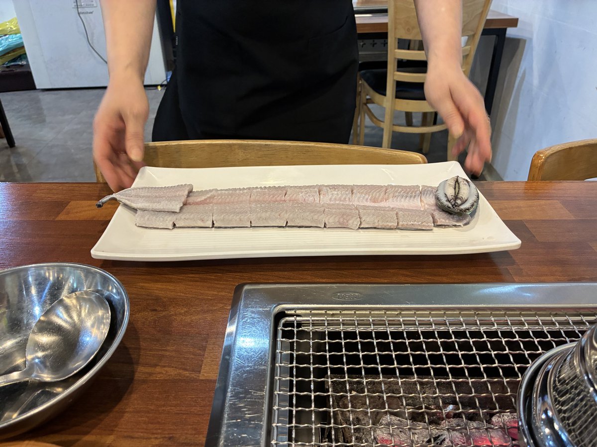 mobile_adviser's tweet photo. ウナギの炭焼きフルコンボ https://t.co/ODuaXqqtOr