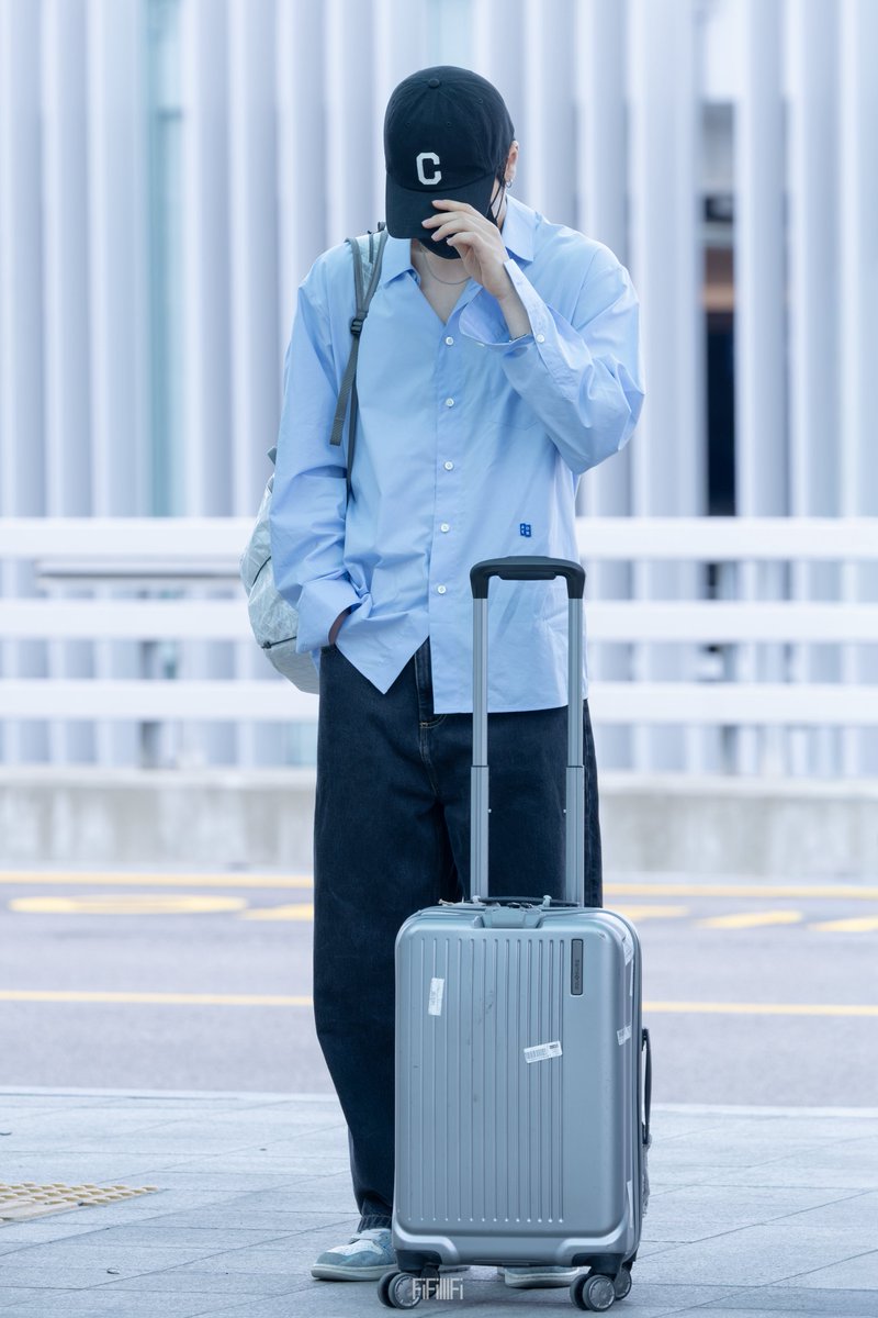 _FiFiIIIFi's tweet photo. 260702 ICN 출국  #정수

#XdinaryHeroes #Jungsu
#엑스디너리히어로즈 #엑디즈 #김정수 https://t.co/L0q2Osa5An