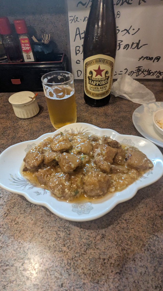 Ae115J's tweet photo. 赤星と焼き餃子からの
レバニンニクと〆の麺
裏メニューのニラソバ https://t.co/b5GRQb5pMF