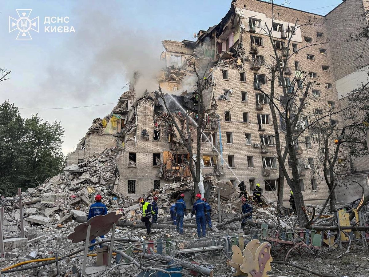 wowhubua's tweet photo. "Дивне ставлення, що ви не додаєте гільдії з російських серверів на сайт" 
"Та яка різниця на якому сервері грати" 
"Мені не зручно грати англійською" 
"Українізатор не все перекладає, тому я граю на ру сервері" 
"Я прийшов відпочивати у гру, яка різниця з ким я буду грати" https://t.co/U4kNWgxJwd