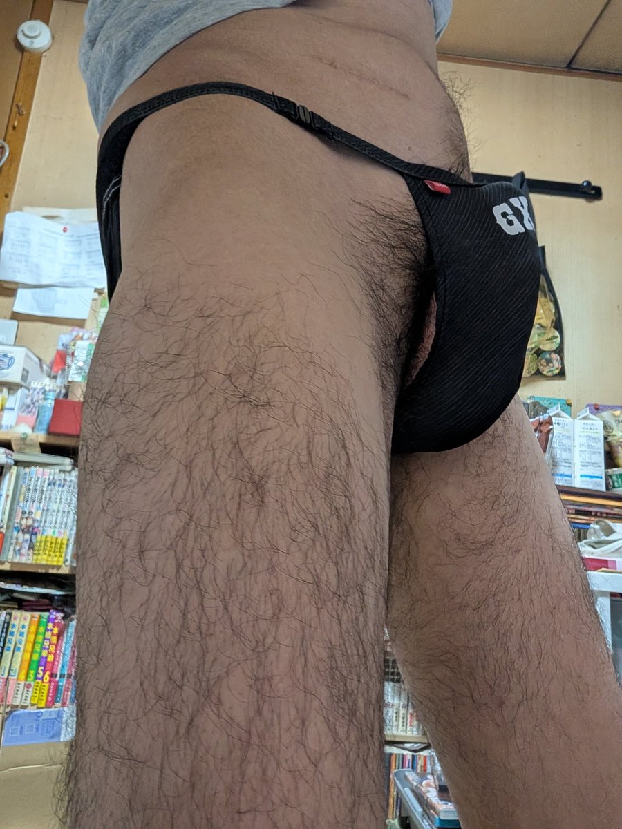 you_gorowers's tweet photo. また地震༼⁠⁰⁠o⁠⁰⁠；⁠༽
ちょっとビクビクしてる木曜日のパンツは
黒のホックつきビキニヽ⁠(⁠｡⁠◕⁠o⁠◕⁠｡⁠)⁠ﾉ⁠.

#gx3 https://t.co/NoCBMpxXBM