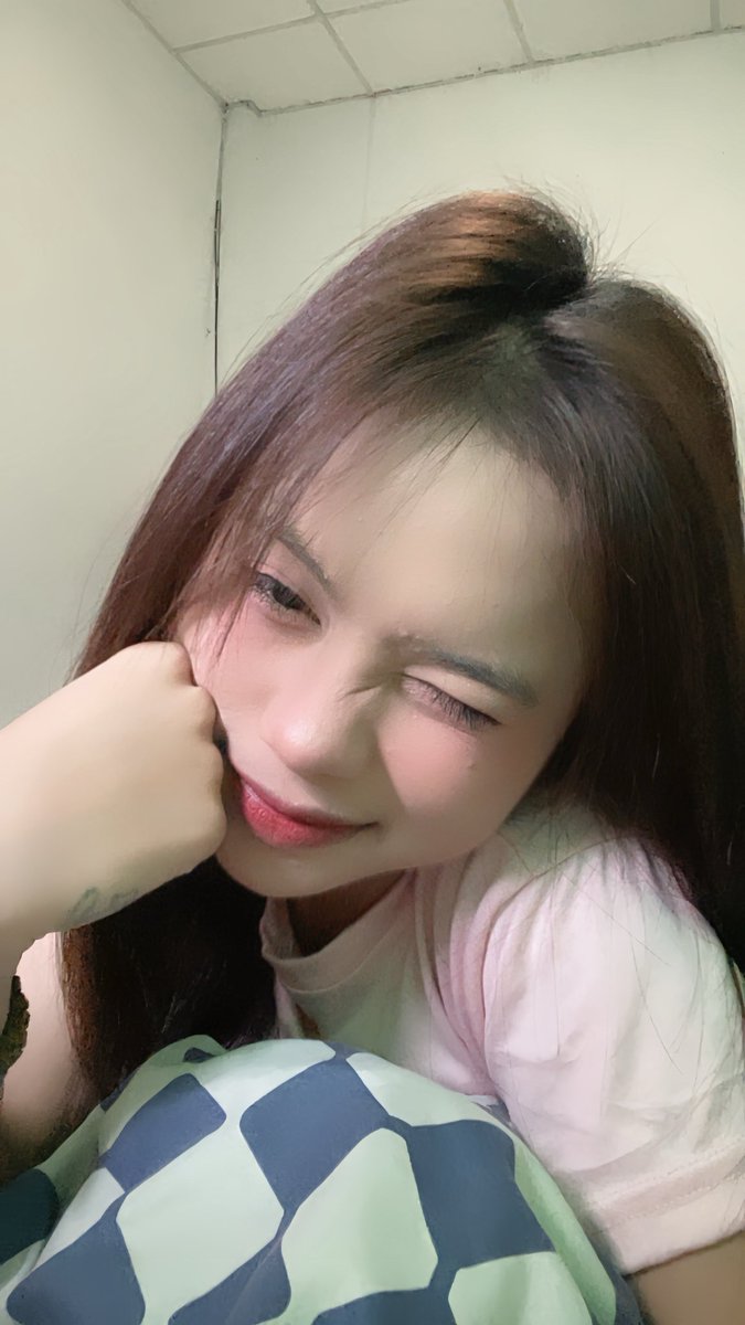 pheukpanlover's tweet photo. สวัสดีคั้บบสารคาม🙇🏻‍♀️😉 https://t.co/cfoCimEXGI