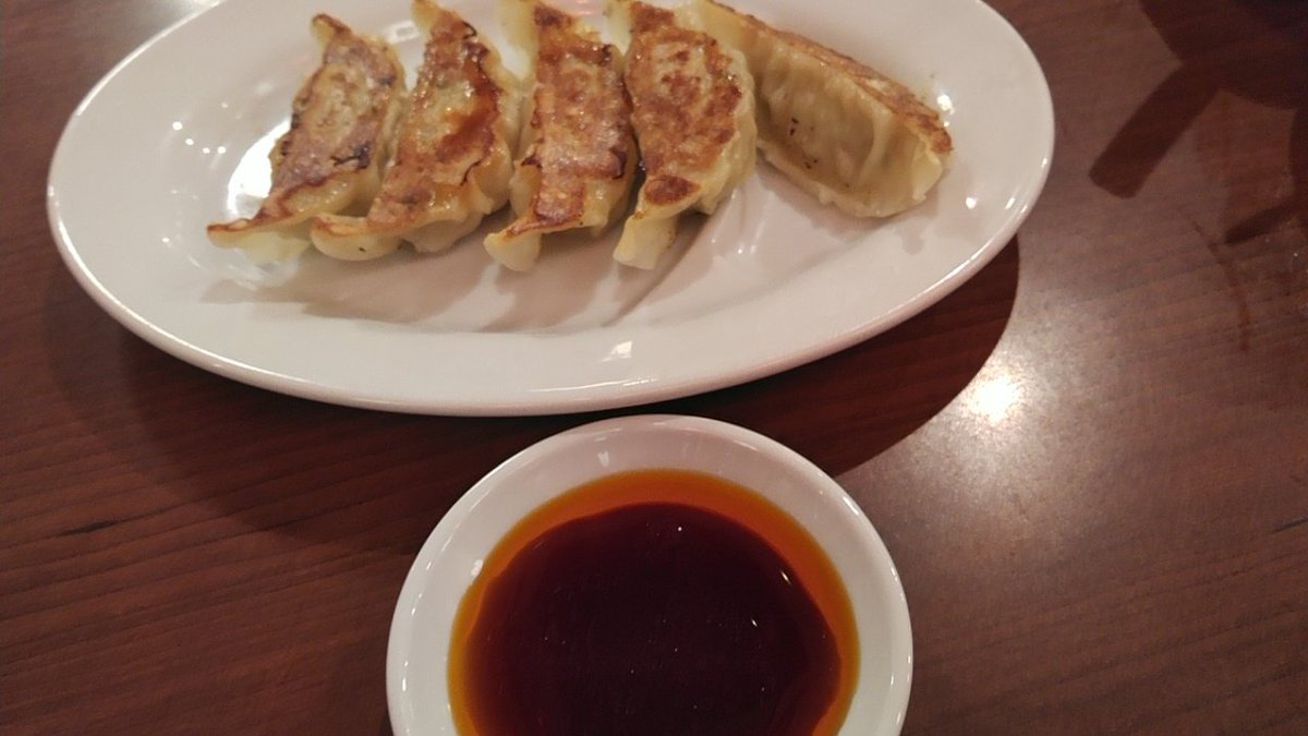 0401Masa's tweet photo. こんばんは。
お疲れ様です。
今日の夜ご飯✏️
仕事帰りに、横浜家系ラーメンを食べたよ！
最高に美味しかったや😃 https://t.co/wdoFG2cEqt