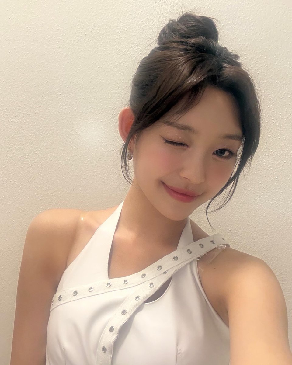 LIGHTSUM_NEWS's tweet photo. ( 📸 ) INSTAGRAM
#YUJEONG : (@/ol_u.jeong) : ς₍ᵔ⸝⸝ơ ·̫ ơᵔ₎🩵₍ᵔ› ·̫ ‹⸝⸝ᵔ₎੭ (1/2)
🍯 › #유정 #LIGHTSUM #라잇썸 https://t.co/JyzxGLVotk