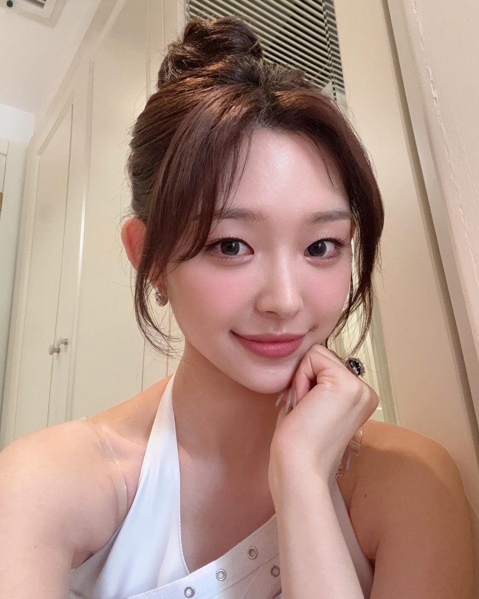 LIGHTSUM_NEWS's tweet photo. ( 📸 ) INSTAGRAM
#YUJEONG : (@/ol_u.jeong) : ς₍ᵔ⸝⸝ơ ·̫ ơᵔ₎🩵₍ᵔ› ·̫ ‹⸝⸝ᵔ₎੭ (1/2)
🍯 › #유정 #LIGHTSUM #라잇썸 https://t.co/JyzxGLVotk