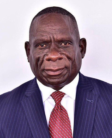 Pliam_'s tweet photo. As you guys are still surprised by 5b stolen by Chris Obore, Remember Micheal Mawanda stole 165b single handedly and he moving around as a free man and currently presenting the people of Igara west in parliament and probably stealing more 💀🙌 https://t.co/qQS2rODD18
