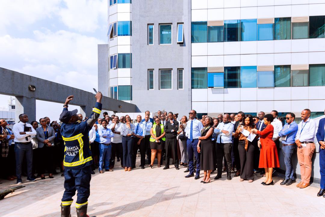 EcobankRW's tweet photo. This week, we were honored to welcome the @Rwandapolice for an engaging safety awareness session focused on emergency preparedness and workplace safety. Together, we’re fostering a culture of safety.
#AbetterWay https://t.co/M61lmONBpC