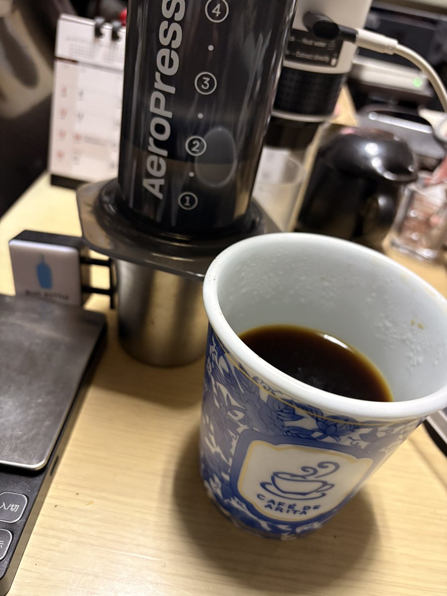 cheng05's tweet photo. dallimayrのエチオピア
92℃で #aeropress がいい感じ2分待ち1分押し込みの3分レシピ
80℃85℃も試したけどベリーの渋みが消えなかった92℃で綺麗にハマった
引き目は少し細かめがいいかな https://t.co/t1CMXL5xVr
