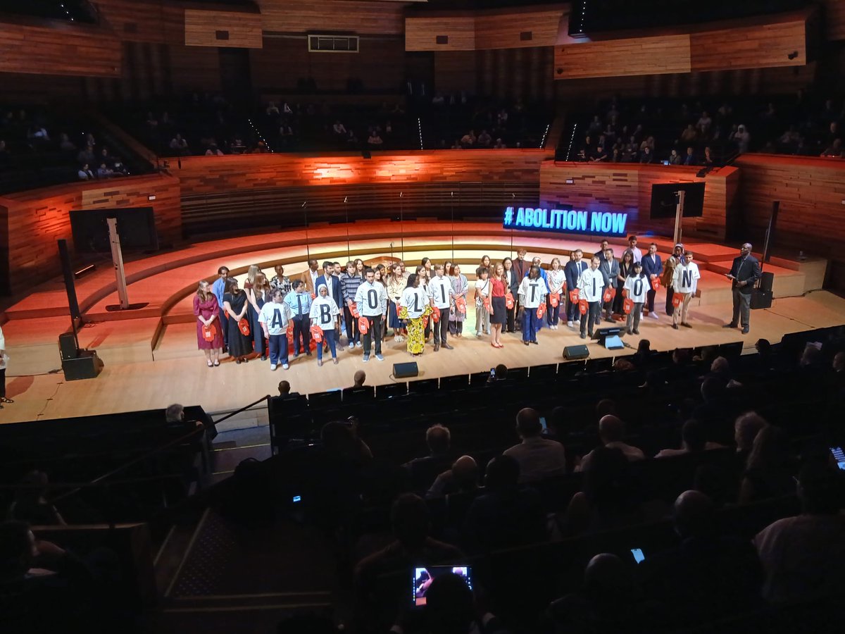 CoE_RuleofLaw's tweet photo. Young advocates are key to the abolition of death penalty.
At #9WC, members of the @coe young ambassadors against the Death Penalty are fully associated and their network meet to exchange experiences, strengthen cooperation and advance the global movement for abolition. https://t.co/PwrLuTtles