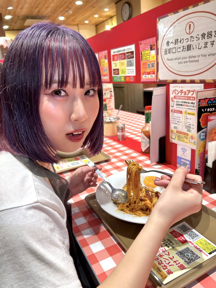 momoka_sgtz's tweet photo. 麺類に目がないひとです😏🍝 https://t.co/f9JQpCYS1i