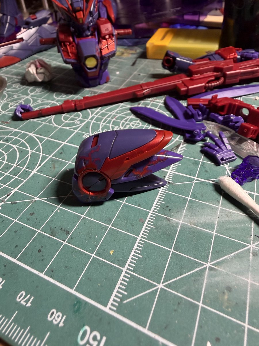 dangaiou's tweet photo. 久しぶりのガンプラ制作！
デカール貼りを開始！
マークセッターを使ってしばらく放置して水抜き！
正直俺デカール貼るの苦手なんだよなぁ😅
#ガンプラ
#MGウィングガンダムゼロEWコントラストカラー
#ガンプラ大好き
#悪質な転売と問屋に屈しない https://t.co/7vt7DvVASN