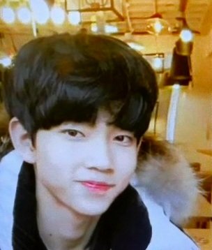 lipton_12_07's tweet photo. 진짜 파이숭이랑 
잘생긴애 있다고 소문나서 사람들이 구경온애

#카엘 https://t.co/zg0ITn6Z4B