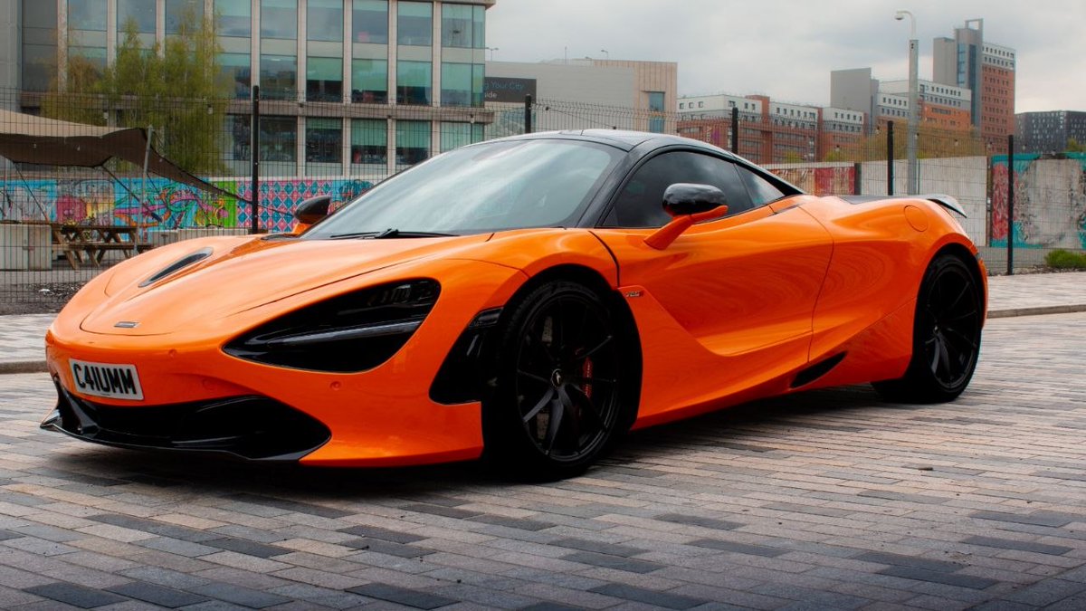 WrapartUK's tweet photo. McLaren 720S Transformed in Gloss Black and Carbon Fibre #McLaren720S #VehicleWrap #ColourChangeWrap #SupercarWrap #WrapArtBirmingham https://t.co/AKoT2rAVyJ