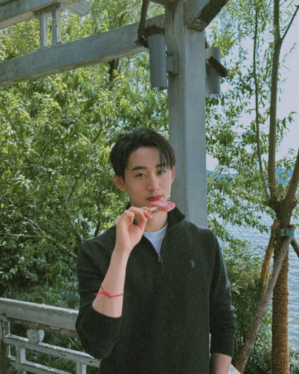 appch__'s tweet photo. เช้คคอิน 🍦 ทู้กกกประเทศที่ไปเลย 🤏🏻🤏🏻🤏🏻🤏🏻🤏🏻

#est_rvp https://t.co/4GBbRm1Mgi