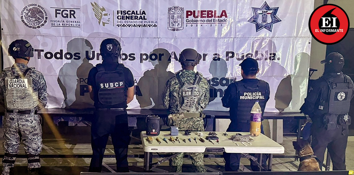 ElInformanteMX's tweet photo. Hallan #drogas, #ArmasHechizas y hasta #televisores en #OperativoSorpresa dentro del #Cereso de #Tehuacán

La @SSPGobPue aseguró #ObjetosProhibidos durante una #revisión; no se ha informado sobre #sanciones a #responsables.
https://t.co/elnY6bxPxG https://t.co/MAYQALJcLR