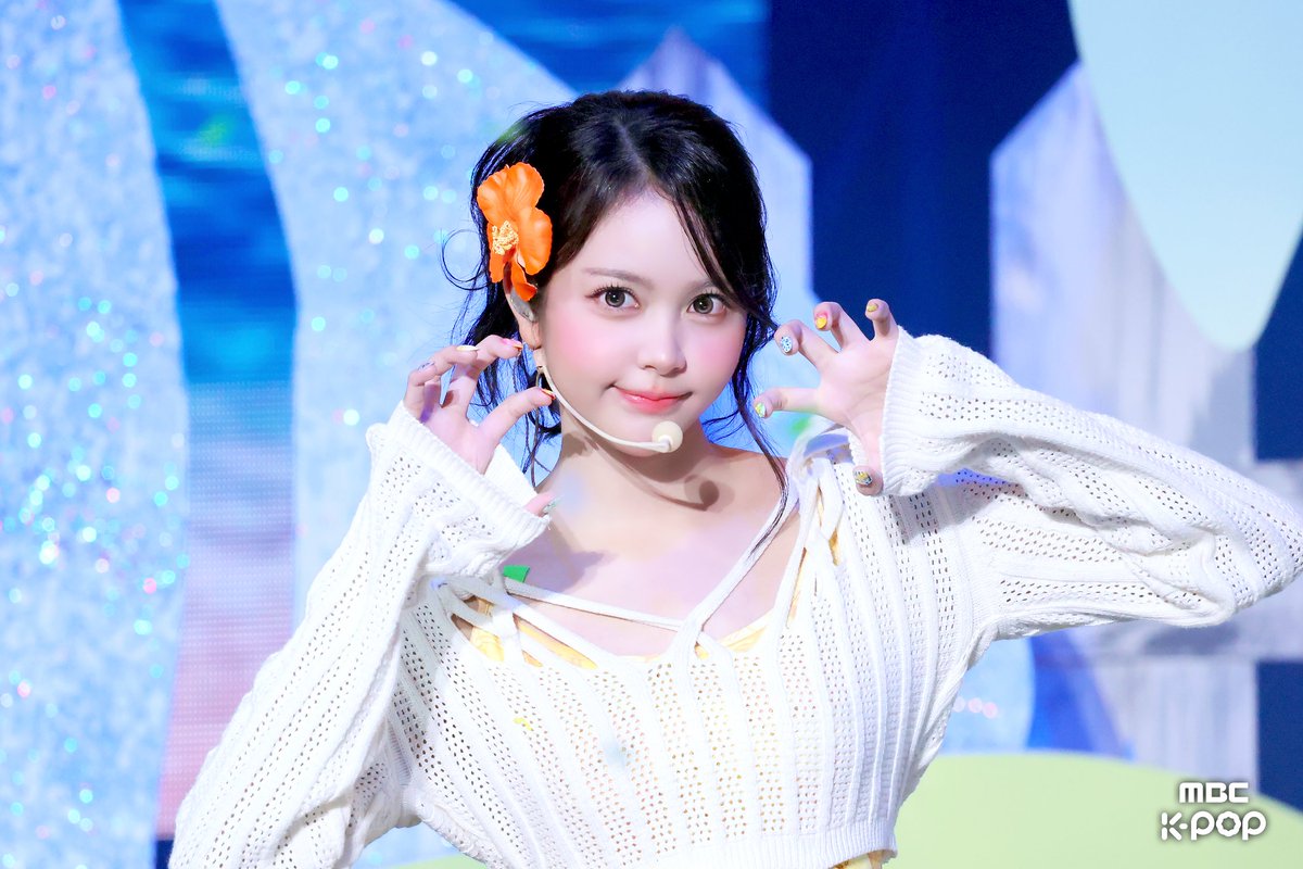 H2HCARMEN_INA's tweet photo. [On-site Photos] Show! Music Core 270626

https://t.co/GDTqb1Lvfa

#Hearts2Hearts #CARMEN #카르멘
@Hearts2Hearts https://t.co/Zxp1zHGUWp
