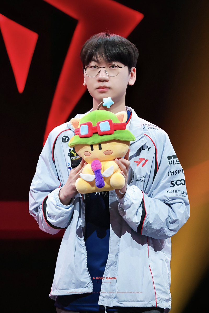 A_rosy_dawn's tweet photo. 260701 
MSI Play-ins

꿈돌이란

#도란 #DORAN https://t.co/QqdxijkTAI