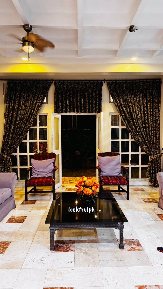 looktrvlph's tweet photo. Rest easy. Explore more. ✨

A comfortable stay in the heart of Naga City—perfect for travelers looking to relax without being far from the city’s best spots

#looktrvlph
#NagaCity
#TravelPhilippines
#HotelStay
#TravelGuide https://t.co/Yo0xTjpVuM