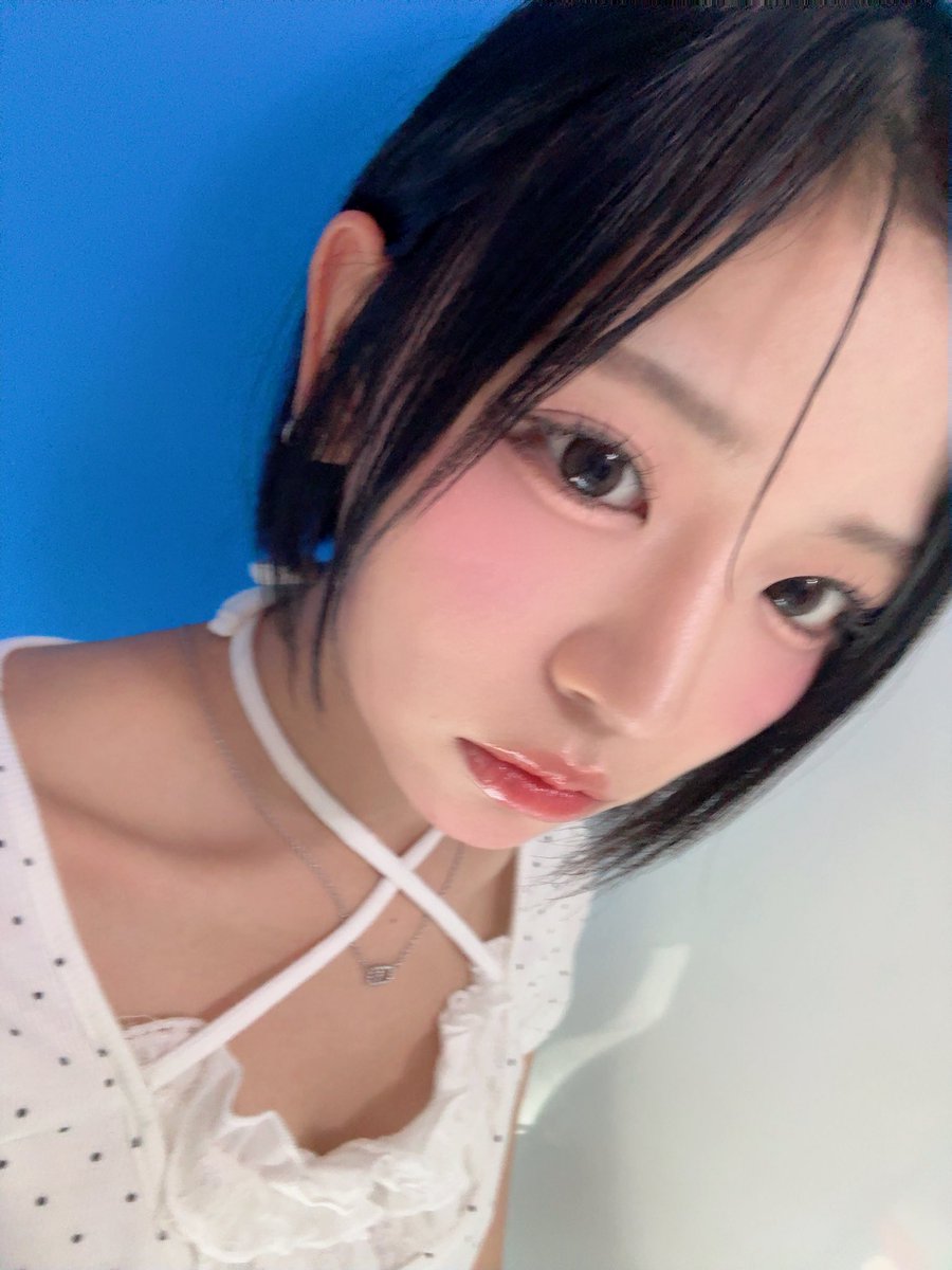 sana042325's tweet photo. 今日は証明写真が必要でとっても久しぶりに撮りに行ったんだ〜
お休みの日はすっぴん派だからお休みの日にメイクして、えらいさなちゃんでしたჱ̒⸝⸝•̀֊•́⸝⸝)
明日は汐留で会えるね🧡会えるの楽しみﾜｸﾜｸ https://t.co/6nE7vnxlBo