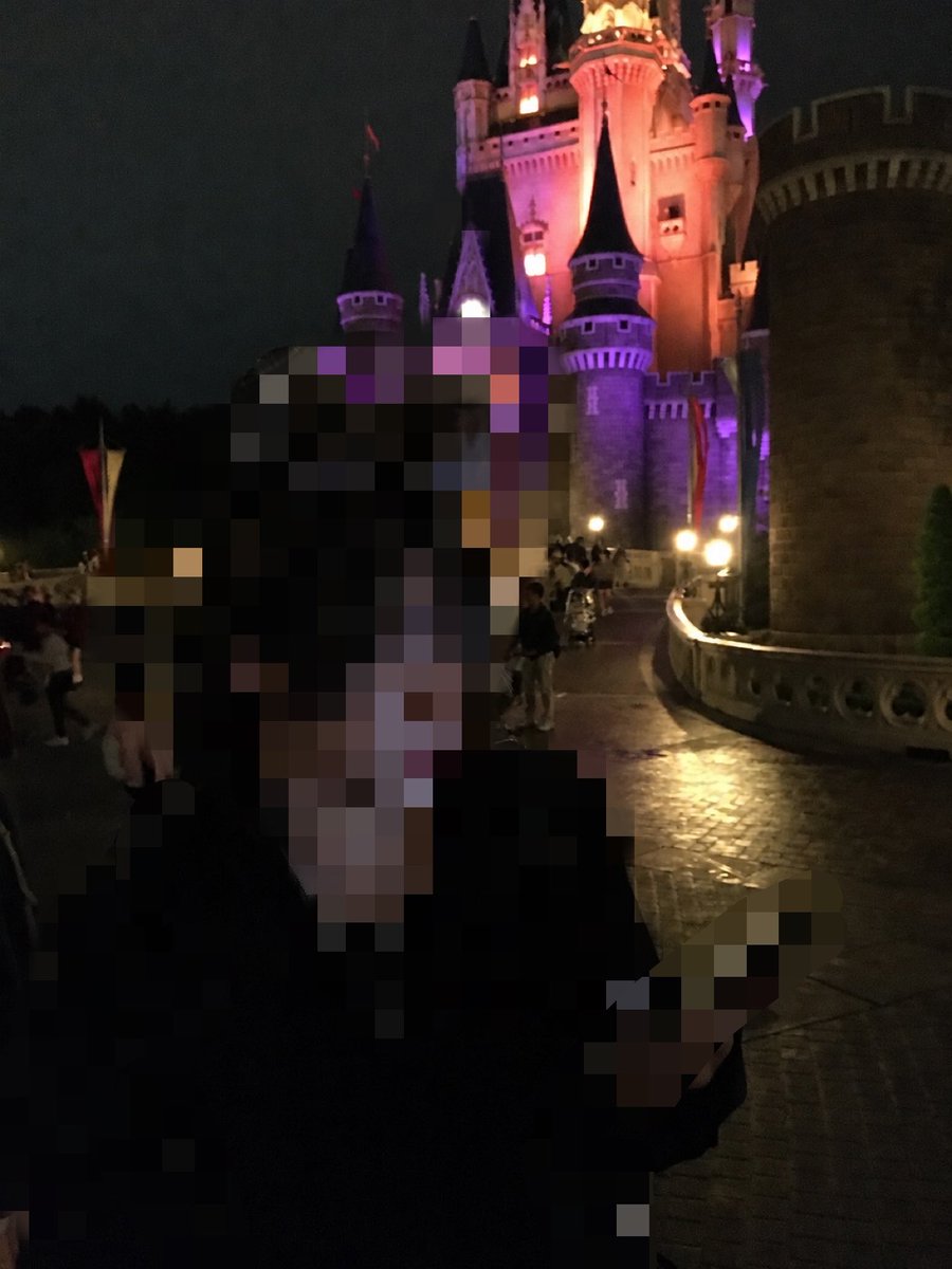 Al_fan04's tweet photo. 【#えるスタ ディズニー撮影会🐭🏰📸】

ついに行ってきてしまった、、、

✔︎︎︎︎1人1500枚超え📸
✔︎︎︎︎女の子ウケ超特価👩🏻
✔︎︎︎︎ストーリーでも使える動画🤳

ディズニーの写真って結局原点にして頂点よね🏆

写真のために男だけで何時間も歩き回ってるの好きすぎるえるスタ最高ww https://t.co/czaY4Mhbb2